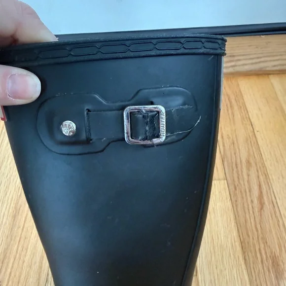 Hunter Classic Black Tall Boots - Picture 6 of 6